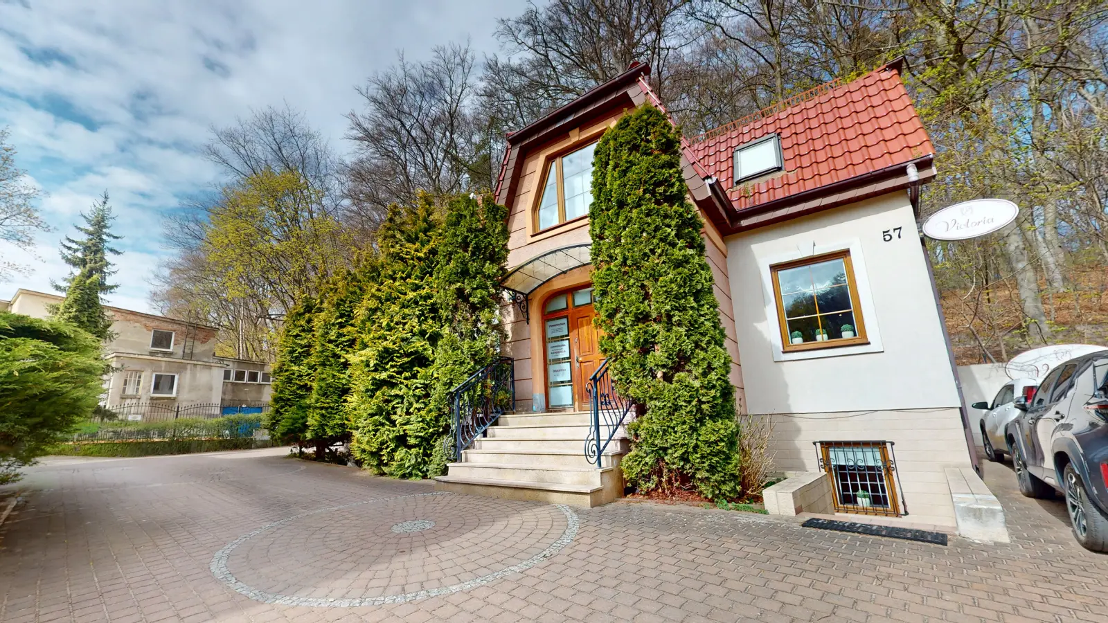 Klinika Victoria Clinic z zewnatrz